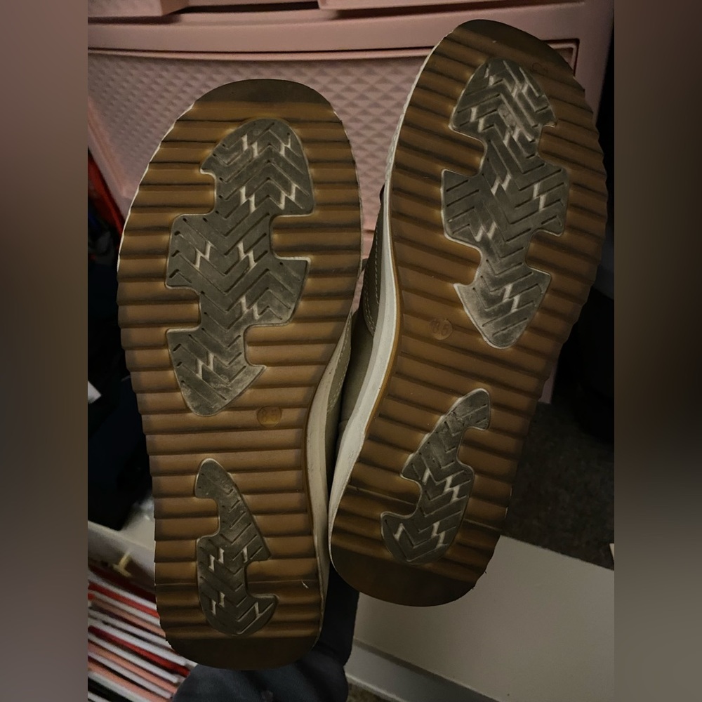 Lace up sneakers - Picture 5 of 5